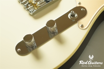 MT-HOLLOW/R - Olympic White